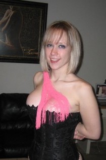, 20  female escort, comox valley